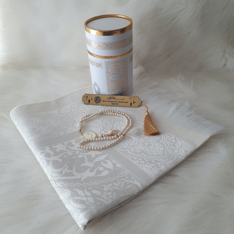 Prayer design mat, Tasbeeh & Prayer Hat Gift Box